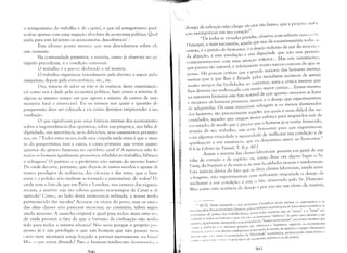 ,"'----.­
o antagonismo do trabalho e do c1pital, e que tal antagonismo pOlk
acabar apenas com uma negação absoluta da economi~ política. Qu:d
saída para este labirinto os economistas descobriram? j
Este último ponto merece que nos detenhamos sobre elt­
um instante.
Na comunidade primitiva, a miséria, como já observei no p:1
rágrafo precedente, é a condição universal.
O trabalho é a guerra declarada a tal miséria.
O trabalho organiza-se inicialmente pela divisão, a seguir pela:;
máquinas, depois pela concorrência, etc., etc.
Ora, trata-se de saber se não é da essência desta organização,
tal como nos é dada pela economia política, fazer cessar a miséria clt­
alguns ao mesmo tempo em que agr:1Va a miséria de outros de um:
maneira fatal e invencível. Eis os termos nos quais a questão cio
pauperismo deve ser colocada e eis como devemos empreender a SU;l
resolução.
O que significam pois estas futricas eternas dos economistas
sobre a imprevidência dos oper:í.rios, sobre sua preguiça, sua falta llt­
dignidade, sua ignorância, seus deboches, seus casamentos prematll
ros, etc? Todos estes vícios, toda esta crápula nada lTlais é que o man
to do pauperismo; mas a causa, a causa primeira que retém quatn'
quintos do gênero humano no opróbrio qual é? A natureza não fe?
todos os homens igualmente grosseiros, rebeldes ao trabalho, lúbricos
e selvagens? O patrício e o proletário não saíram do mesmo barro!
De onde decorre, portanto, que depois de tantos séculos e apesar dl'
tantos prodígios da indústria, das ciências e das artes, que o bem
estar e a polidez não tenham se tornado o patrimônio de todos? D,'
onde vem o fato de que em Paris e Londres, nos centros das riqueza,
sociais, a miséria seja t:lO odiosa quanto nosltempos de César e d"
agrícola? Como, ao lado desta aristocracia refinada, a massa tenh:1
permanecido tão inculta? Acusa-se os vícios do povo, mas os víciu,
das altas classes não parecem menores; ao contrário, talvez sejam
ainda maiores. A mancha original é igual para todos: mais uma wz,
de onde provém o fato de que o b;)tismo da civilização não ten!l;1
tido para todos a mesma eficácia? Não seria porque o próprio rm)
gresso já é um privilégio e que um homem que não possua 11l'11
,'arro nem montaria esteja forçado a patinar eternamente na !:t111:11
M;s " que estou dizendo? Para o homem totalmente desn11I1id, I, "
7(){,
desejo de salvação não chega: ele caiu tão baixo, que a pn'lpri:l :Ullhi
27
(;:0 extinguiu-se em seu coração .
"De todas as virtudes privadas, observa com infinita raZ:ll) () :--;"
I)unoyer, a mais necessária, aquela que noS dá sucessivamente toda~ :1:,
(llltras, é a p;)ixão do bem-estar, é o desejo violento de sair da misl'ri:l c
l!:t abjeção, é esta enlUlaç:lO e esta dignidade que não nos permirc
nl11tentarmo-nos com uma situação inferior... Mas este sentimento,
que parece t:lO natural, é infelizmente muito menos comum elo que se
pensa. Há poucas críticas que a grande maioria dos homens mereça
lIlenos que a que lhes é dirigida pelos moralistas ascéticos de serem
lI1uito amigos das f:1Cililhdes: aO contrário, seria a critica inversa que
lhes deveria ser enderecada com muito maior justica.... Existe mesmo, ,
lia natureza humana este fato notável de que quanto menores as luzes
I' recursos os homens possuam, menor é o desejo que experimentam
lle adquiri-las. Os mais miseráveis selvagens e os menos iluminados
dos homens, são precisamente aqueles aos quais é mais difícil dar [le­
I 'cssidades, aqueles que exigem maior esforço para inspirá-los sair de
,'i,'U estado; de modo que é preciso que o homem já se tenha fornecido,
:ltravés de seu trabalho, um certlJ bem-estar para que experimente
l'l lln alguma vivacidade a necessidade de melhorar sua condicão e de. . .
;lperfeiçoar a sua existência, que eu denornino amor ao beln-estar."
(I )e la Libertei du Travail, T. II p. 80.)
Assim a miséria das cl::tsses laboriosas provém em geral de sua
/alta de coraç:lo e de espírito ou, como disse en) algum lugar () Sr.
I'assy, da fraqueza e da inércia ele suas faculdades morais e intelectuais.
Esta inércia deriva do fato que as ditas classes laboriosas, ainda semi­
~;dvagens, n:lO experim,entam com suficiente vivacidade o desejo de
Illclhorar a sua condição: é este u faro observado pelo Sr. Dunoyer.
Mas como esta ausência de desejo é por sua vez um efeito da miséria,
17 IN.T]: Neste pará,r.:rafo e nos próxin1DS l'roudon tenta utilizar os argumentos e os
I,,,',,,meeitos dos economistas clássicos, para combater us principios do [ai"c".[rtire e justifíC1r as
I''''l'nSÜes de justi'a dos trabalhadores; assim tenta mostrar que os "vicios" e a "lama" s,o
111lHII1S a todos oS homens c que nii.o S:l() os pretensos "defeitos" do povo que causanl a sua
lI11sc'ria. Igualmente, assumindo os postulados do "omo economiclls", vai tentar mostrar que
,""1<' a ambi,:,," e o interesse próprio S:10 virtuDSOS e legitimos, segunJu os ecunomistas
, 1"",iCllS," I" 'v,, 1,'111 direitu a ambiciunar a sua saída du estadu de miséria e a exigir o bem-estar,
11 "", li 11 , <I' '" 1',1" .'llIli" oS postllladus da "liberdade" econômica, evidenciando desta forma"
( ,tt:t(l'j .11 1.1'111111 'I 'lll I"l' ll ....; pri ncípios d:'l econol11ia política e os da justiça.
),( (I
 