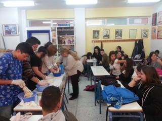 Παρασκευή ψωμιού στο 10ο Γυμνάσιο Νίκαιας