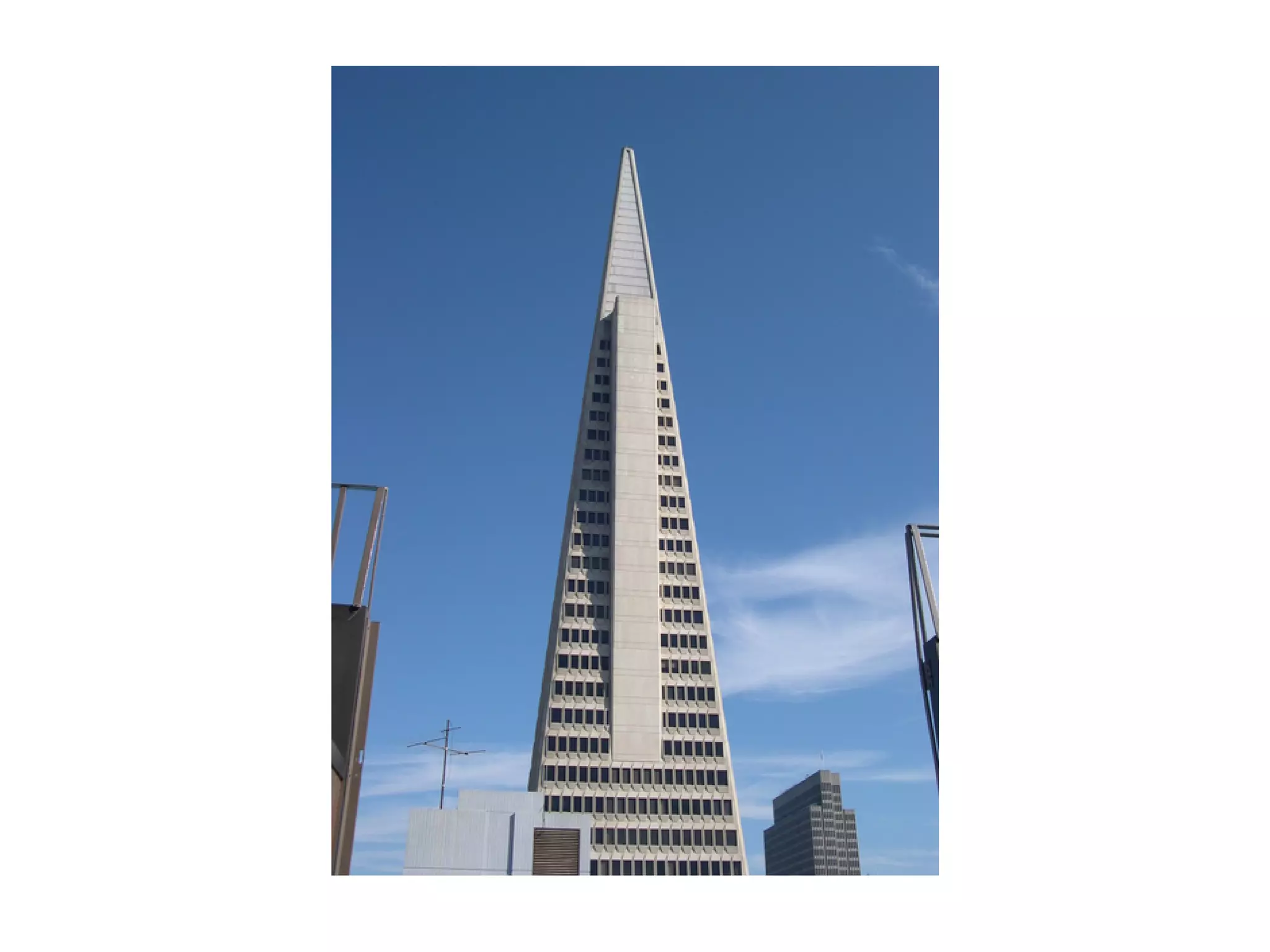 The tale of the Fénix architecture