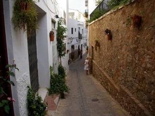 Pueblos bonitos-de-espana-mojacar-milespowerpoints.com