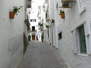 Pueblos bonitos-de-espana-mojacar-milespowerpoints.com