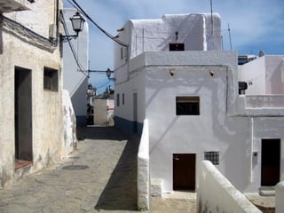Pueblos bonitos-de-espana-mojacar-milespowerpoints.com