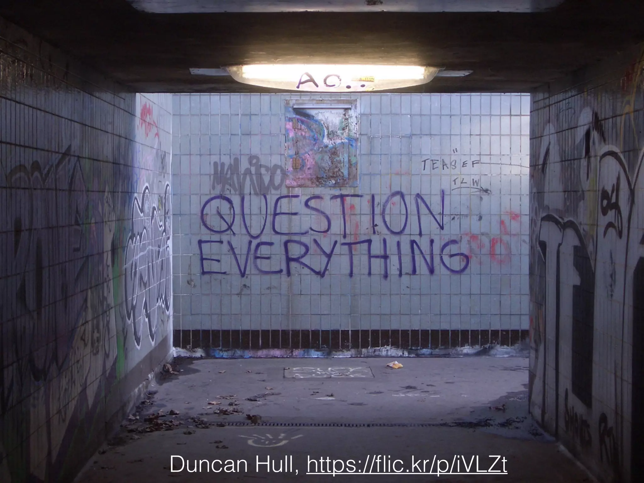 Duncan Hull, https://ﬂic.kr/p/iVLZt
 