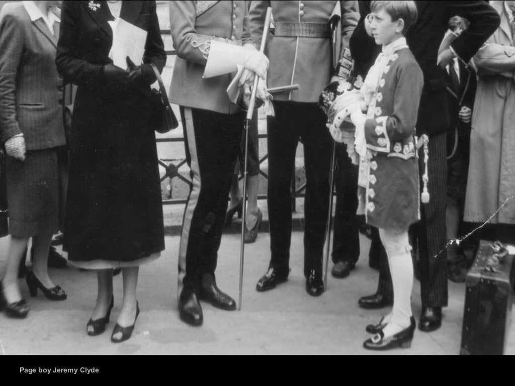 34+ Queen Elizabeth Ii Coronation Carriage Gif