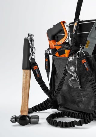 +65 6635 4520 29
SWL £ € $
TOOL BAGS //
 