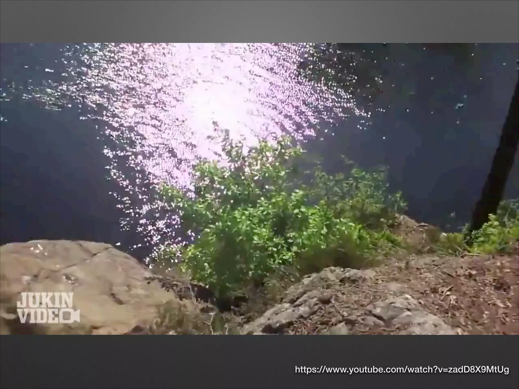 Saber Más
http://www.rabbitmq.com/
http://www.slideshare.net/old_sound
http://www.rabbitmq.com/resources/specs/amqp0-9-1.pdf
 