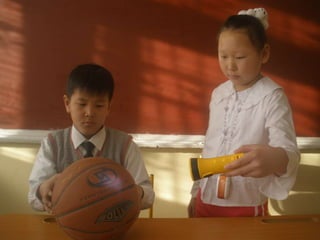  Одоо бөмбөг дээр гар чийдэн тусгая. Одоо яаж байна?