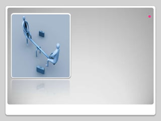 فهم عملية المنافسة:ويتطلب تسويق الخدمات أيضا إقامة علاقات جيدة مع المؤسسات الأخرى،لإظهار المؤسسة بشكل واضح لا لبس فيه فيما يتعلق بالخدمات المتوفرة لديها ، والتي تميزها عن المؤسسات الأخرى .