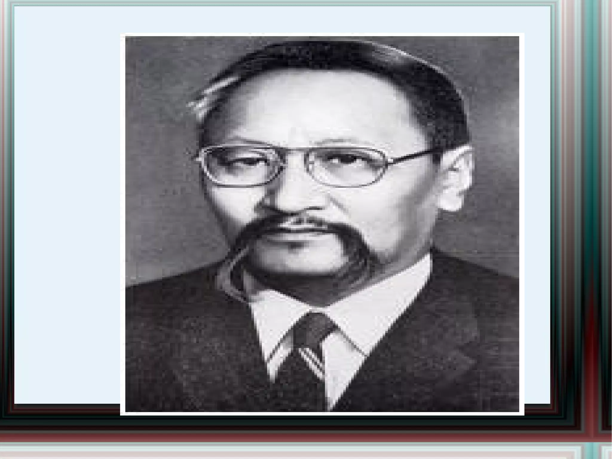 Зохиолчийн зургийн цомгоос  