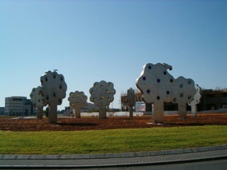 העץ באומנות