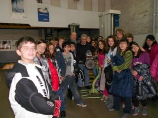 επίσκεψη σε συνεργείο