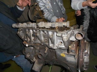 επίσκεψη σε συνεργείο