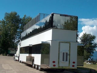 超頂級豪華休旅車