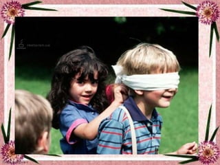 Россия.
Жмурки.
Для игры потребуется платок, чтобы
завязать глаза игроку который будет всех
ловить. Далее его крутят несколько раз
вокруг своей оси, чтобы он немного потерял
ориентацию в пространстве.
Он должен поймать кого-нибудь из игроков
и опознать.
Если он правильно опознал игрока, то они
меняются местами.
 