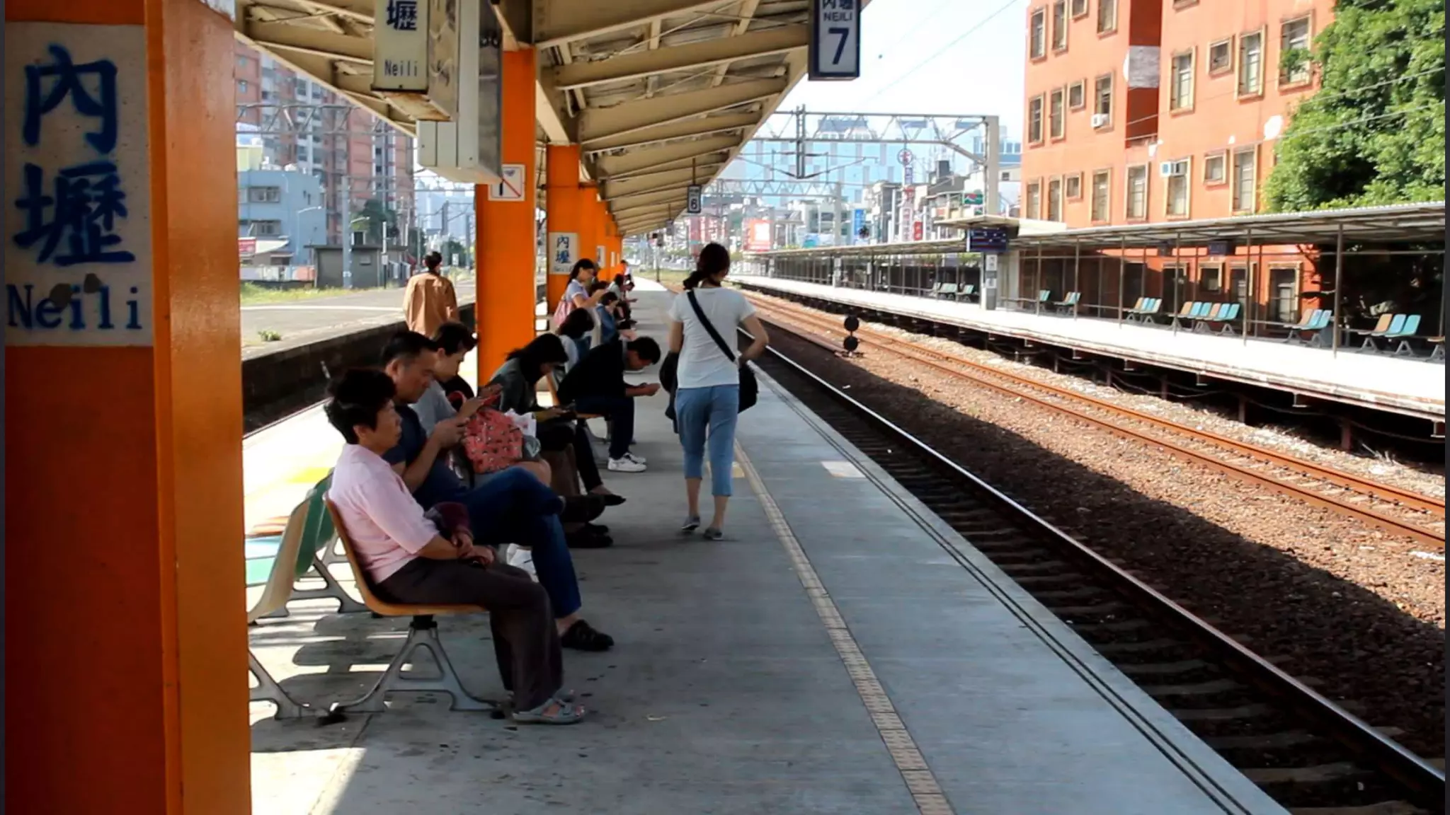 內壢火車站