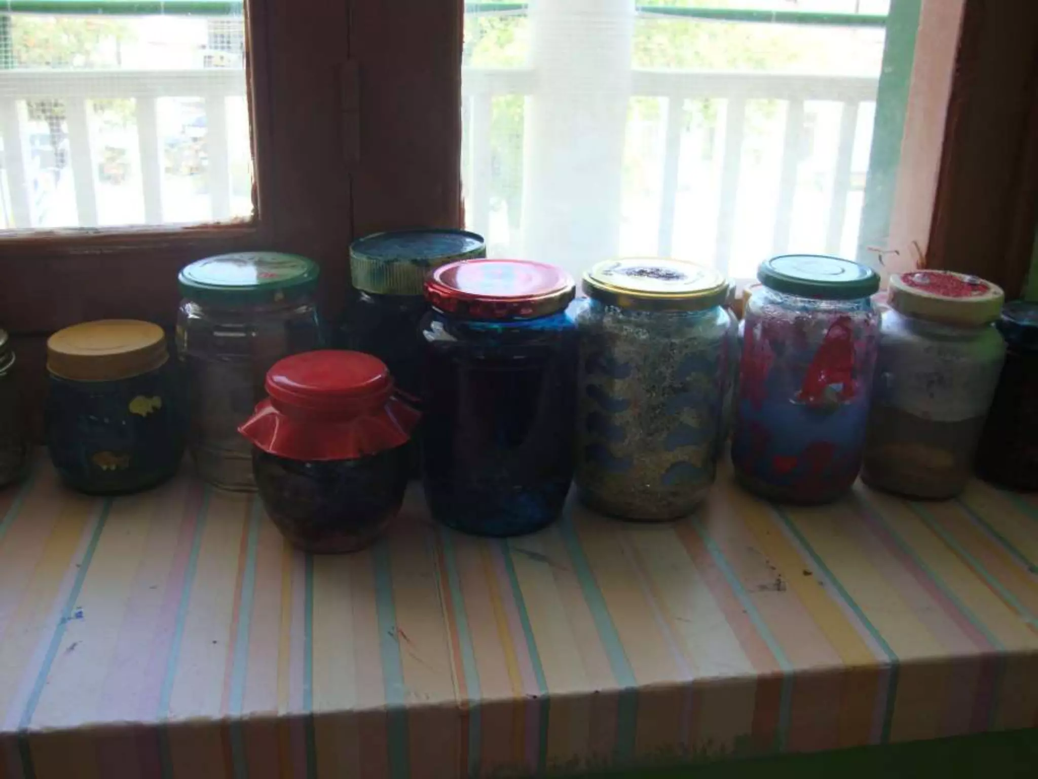 Και τα παιδιά άρχισαν να δουλεύουν … ομαδικά
γεμάτα ενθουσιασμό.
 