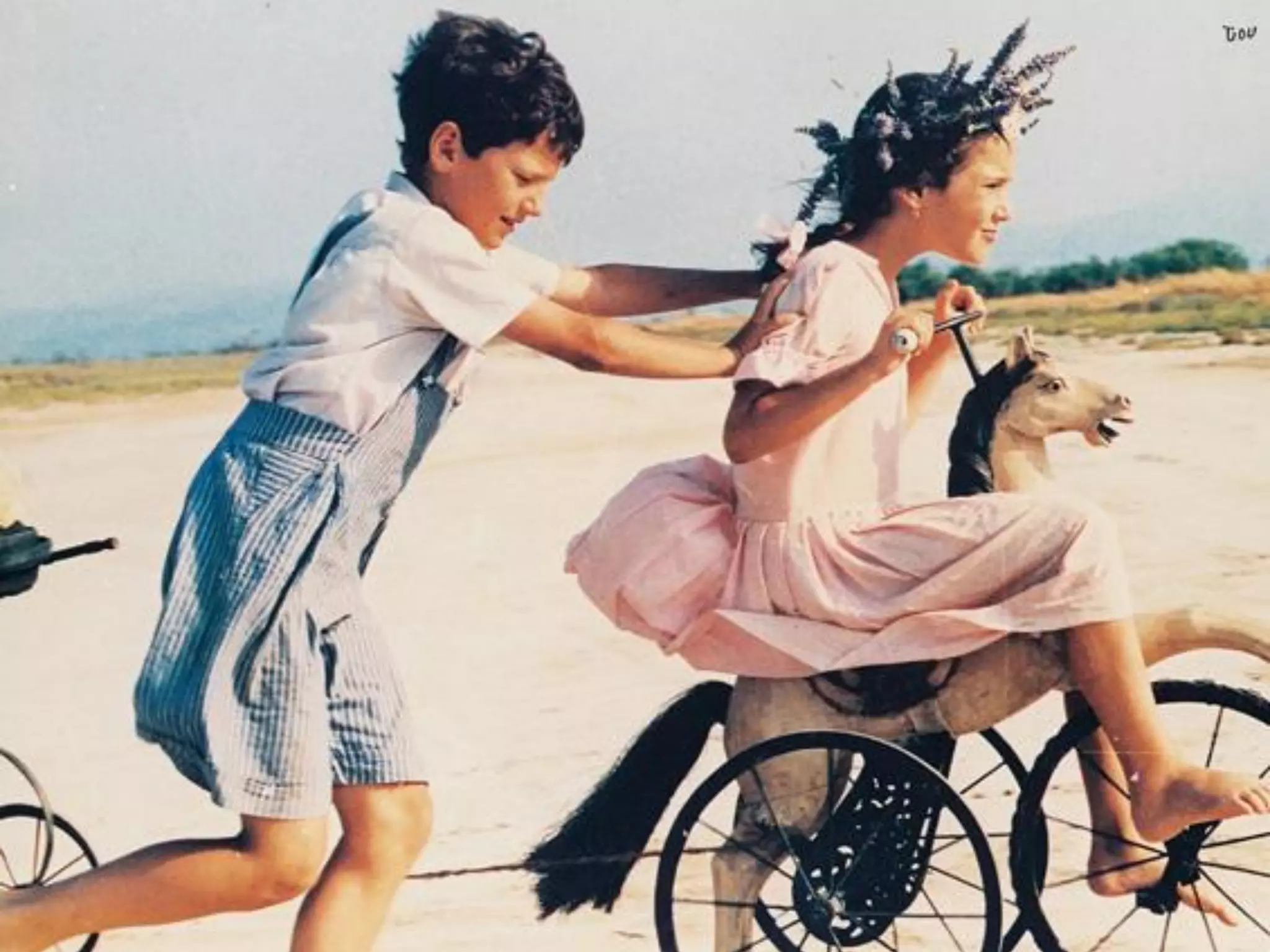 Ντίνος Δημόπουλος: Τα δελφινάκια του Αμβρακικού ήΣαρλό, το αθάνατο νερό