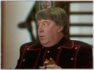 Правдин
• Правдин – кто это?
• Правдин – это государственный чиновник,
призванный разобраться в делах
Простаковых.
• О чём узнаёт Правдин?
• Правдин узнает о жестокости Простаковой и о
том, что Простакова хочет обворовать Софью.
 