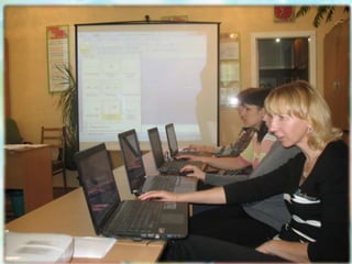 Школи перспективного педагогічного досвіду
«Створення предметно-розвивального середовища
для самореалізації особистості дитини» (для
вихователів початківців) 2011-2012н.р.
«Використання ІКТ в роботі з дітьми дошкільного
віку» (для завідувачів, вихователів-методистів та
педагогів ДНЗ) 2013-2014н.р.
«Формування системи знань у дітей дошкільного
віку щодо ознайомлення з довкіллям з використання
інформаційно-комунікаційних технологій» (для
вихователів ДНЗ) 2014-2015
 