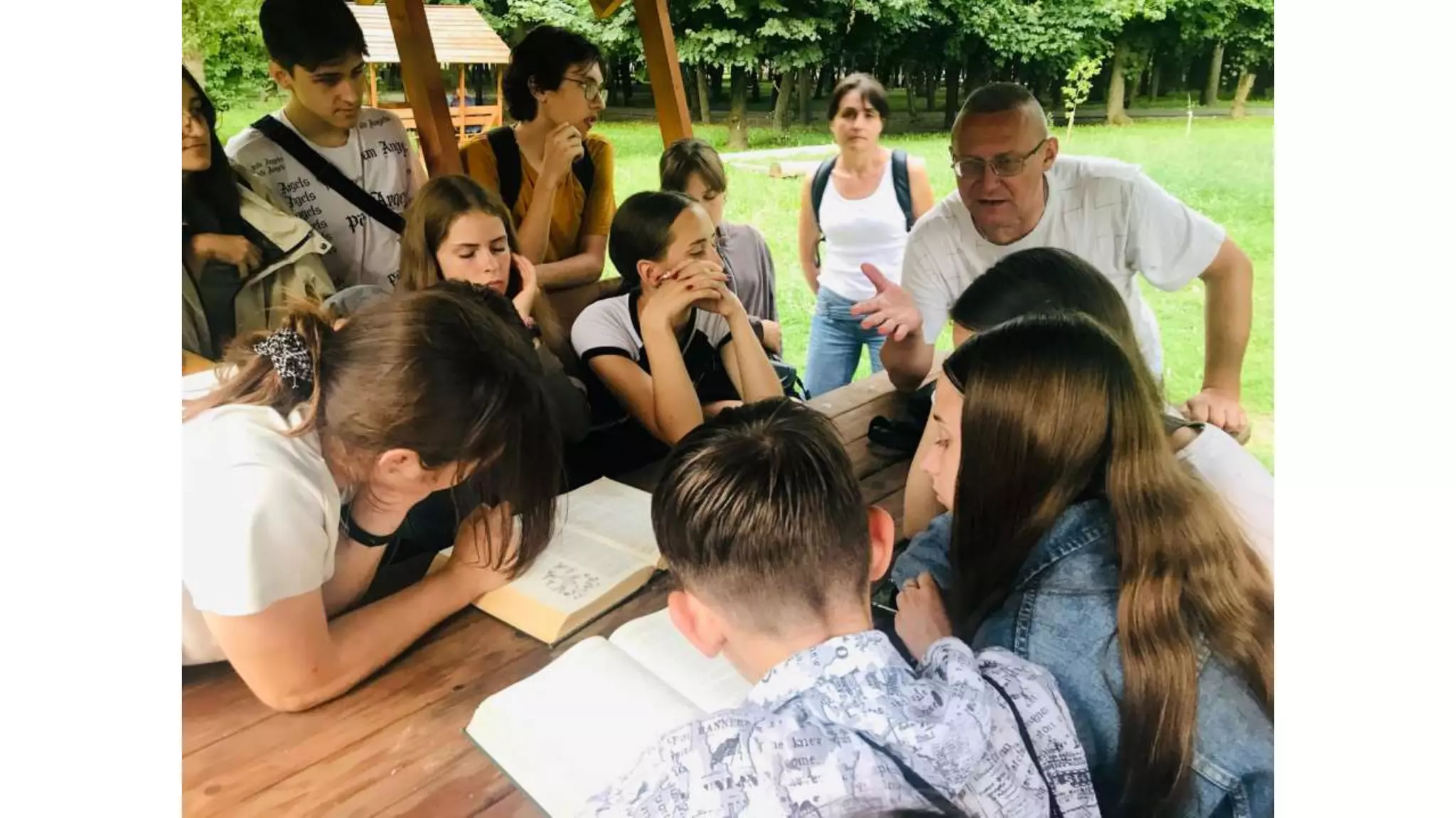 Літо з МАН.pptx