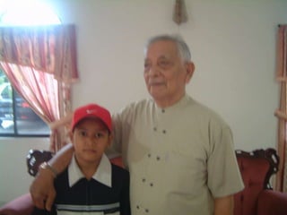 Raya With Ayah, 2005 1 Oct 09