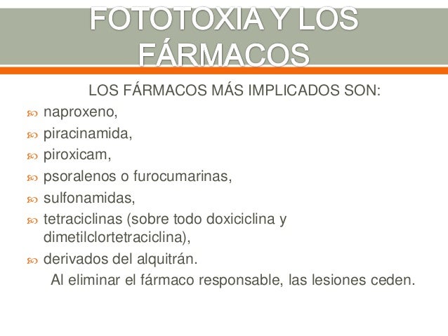 La crema agria a la psoriasis sobre la cabeza