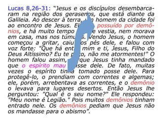 É nas dificuldades provadas em comum, nas
dores e nas experiências recebidas na mes-
ma estrada de evolução redentora, que se
olvidam as amarguras do passado longínquo,
transformando-se todos os sentimentos infe-
riores em expressões regeneradas e santifi-
cadas.
Purificadas as afeições, acima dos laços do
sangue, o sagrado instituto da família se
perpetua no Infinito, através dos laços impe-
recíveis do Espírito. (Emmanuel, O Consolador).
Olvidar: perder a memória de; não vir (algo) à lembrança
de (alguém ou de si mesmo); esquecer(-se). (Houaiss).
 