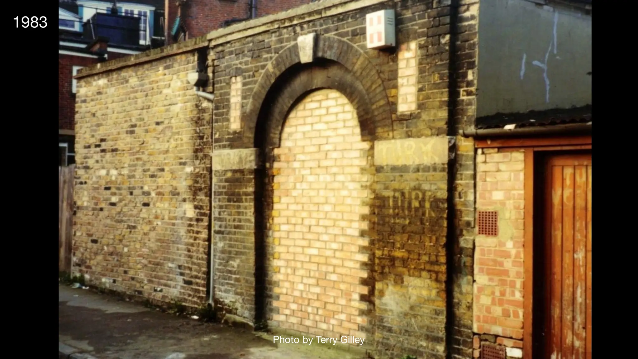 Photo by Terry Gilley
1983
 