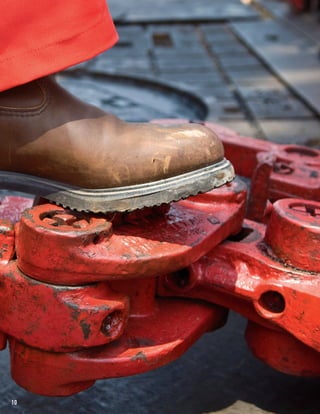 PROTECTIVE
FOOTWEAR

+1.651.385.1140

10

Whenever safety is critical, Red Wing has you covered™

 
