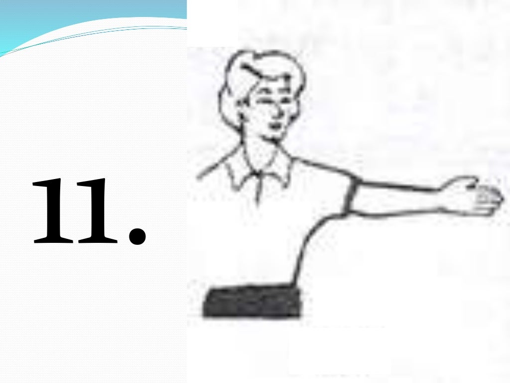 Referee makes a fist signal in volleyball anamery