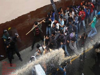 FONTE:
http://noticias.uol.
com.br/album/alb
um-do-
dia/2013/07/04/im
agens-do-dia---4-
de-julho-de-
 