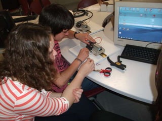 Primera sesión con el relé programable de Siemens.