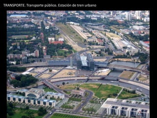 TRANSPORTE. Transporte público. Estación de tren urbano
 