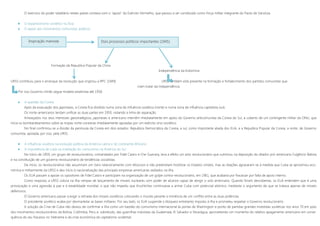 O exercício do poder totalitário nestes países contava com o “apoio” do Exército Vermelho, que passou a ser constituído como força militar integrante do Pacto de Varsóvia.
 O expansionismo soviético na Ásia
 O apoio aos movimentos comunistas asiáticos
Formação da Republica Popular da China
Independência da Indochina
URSS contribuiu para o arranque da revolução que originou a RPC (1949) URSS também está presente na formação e fortalecimento dos partidos comunistas que
iriam tratar da independência
Por isso Governo chinês segue modelo estalinista até 1958.
 A questão da Coreia
Após da evacuação dos japoneses, a Coreia fica dividida numa zona de influência soviética (norte) e numa zona de influência capitalista (sul).
Os norte-americanos tentam unificar as duas partes em 1950, violando a linha de separação.
Ameaçados nos seus interesses geostratégicos, japoneses e americano intervêm imediatamente em apoio do Governo anticomunista da Coreia do Sul, a coberto de um contingente militar da ONU, que
inicia os bombardeamentos sobre as tropas norte-coreanas imediatamente apoiadas por um exército sino-soviético.
No final confirmou-se a divisão da península da Coreia em dois estados: Republica Democrática da Coreia, a sul, como importante aliada dos EUA, e a Republica Popular da Coreia, a norte, de Governo
comunista, apoiada, por isso, pela URSS.
 A influência soviética na evolução política da América Latina e do continente Africano
 A importância de cuba na irradiação do comunismo na América do Sul
No início de 1959, um grupo de revolucionários, comandados por Fidel Castro e Che Guevara, leva a efeito um acto revolucionário que culminou na deposição do ditador pró-americano Fulgêncio Batista
e na constituição de um governo revolucionário de tendências socialistas.
De início, os revolucionários não assumiram um claro relacionamento com Moscovo e não pretendiam hostilizar os Estados Unidos, mas as relações agravaram-se à medida que Cuba se aproximou eco-
nómica e militarmente da URSS e deu início à nacionalização das principais empresas americanas sediados na ilha.
Os EUA passam a apoiar os opositores de Fidel Castro e participam na organização de um golpe contra-revolucionário, em 1961, que acabaria por fracassar por falta de apoio interno.
Como resposta, a URSS coloca na ilha rampas de lançamento de misseis nucleares com poder de alcance capaz de atingir o solo americano. Quando foram descobertas, os EUA entendem que é uma
provocação e uma agressão à paz e à estabilidade mundial, o que não impediu que Kruchtchev continuasse a armar Cuba com potencial atómico, mediante o argumento de que se tratava apenas de misseis
defensivos.
O Governo americano passar a exigir a retirada dos misseis soviéticos colocando o mundo perante a iminência de um conflito entre as duas potências.
O presidente soviético acaba por desmantelar as bases militares. Por seu lado, os EUA suspende o bloqueio entretanto imposto à ilha e prometeu respeitar o Governo revolucionário.
A solução da Crise de Cuba não deixou de confirmar a ilha como um bastião do comunismo internacional às portas de Washington e ponto de partidas grandes investidas soviéticas nos anos 70 em poio
dos movimentos revolucionários da Bolívia, Colômbia, Peru e, sobretudo, das guerrilhas marxistas da Guatemala, El Salvador e Nicarágua, aproveitando um momento do relativo apagamento americano em conse-
quência do seu fracasso no Vietname e da crise económica do capitalismo ocidental.
Inspiração marxista Dois processos políticos importantes (1945)
 