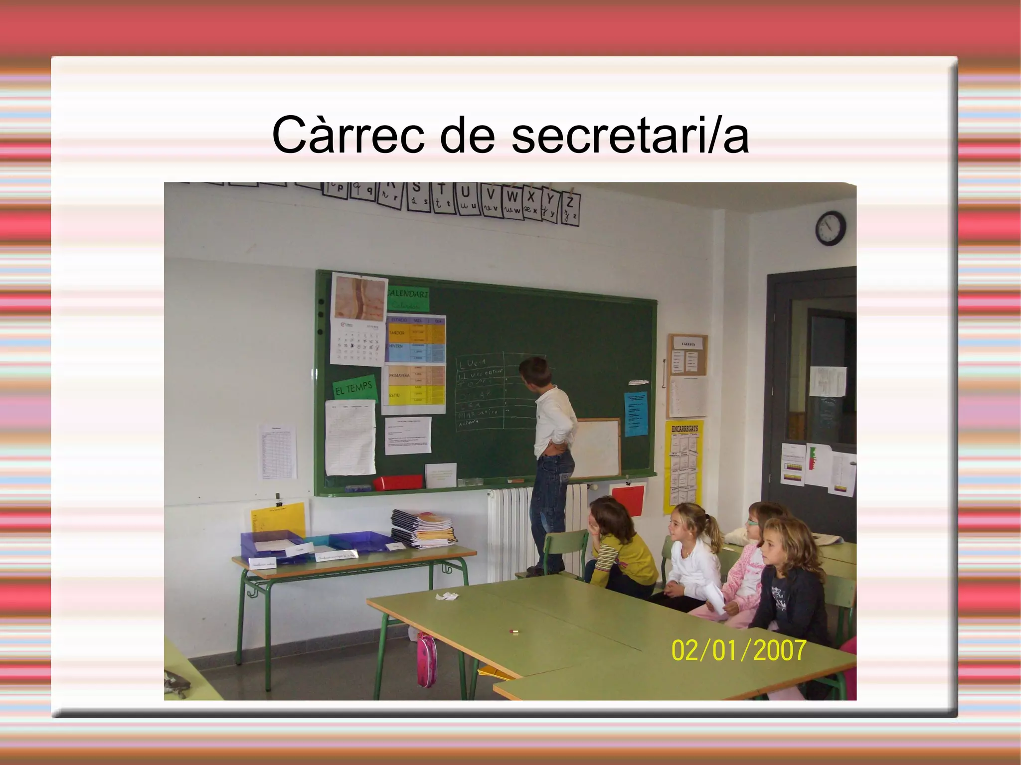 Competència social i  ciutadana Cooperar i conviure. Fomentar habilitats socials i saber resoldre conflictes de forma constructiva. Participar plenament en la vida cívica a través del diàleg. 