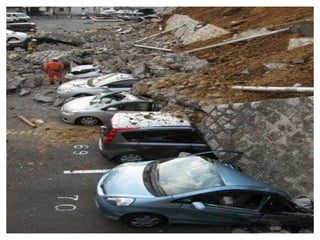 Nuvem radioativa pode chegar à RússiaA nuvem radioativa emitida por um reator nuclear acidentado neste sábado (12) na usina de Fukushima 1, no Japão, pode atingir a península Kamtchatka, na Rússia, em menos de 24 horas. A informação é de uma dirigente local do serviço de vigilância sanitária, citada pela agência de notícias russa Ria-Novosti.Natalia Jdanova disse que a nuvem de partículas radioativas “deverá atingir logo a região”, em parte por causa DA DIREÇÃO DAS MASSAS DE AR E DA POUCA DISTÂNCIA ENTRE O LOCAL DO INCIDENTE E O EXTREMO LESTE DA RÚSSIA. A PENÍNSULA FICA A NORDESTE DO JAPÃO E DO ARQUIPÉLAGO RUSSO DE KURILES.Segundo Jdanova, medições de radioatividade são realizadas de hora em hora em 28 estações de controle russas.Rússia se prepara para risco nuclearO primeiro-ministro russo Vladimir Putin ordenou neste sábado (12) a execução dos planos e meios de socorro e emergência na zona oriental da Rússia, informou a agência de notícias russa Ria-Novosti. O anúncio acontece em seguida ao incidente na usina nuclear de Fukushima, no Japão.