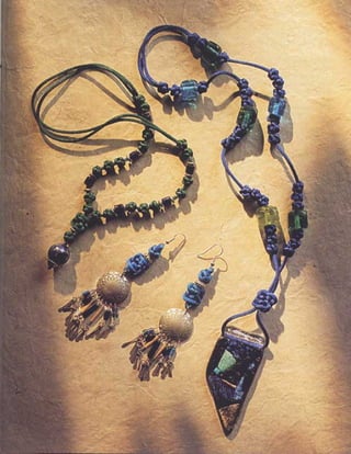 Revista   Bijuteria Com NóS E Contas