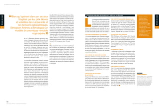  Bien qu’opérant dans un secteur
fragilisé par les prix élevés
et volatiles des carburants et
les tensions géopolitiques,
Ethiopian Airlines a développé un
modèle économique rentable
et prospère.
En 1973, Ethiopian Airlines devient la qua-
trième compagnie aérienne à effectuer des vols
vers la Chine. En 1984, elle devient la première
d’Afrique, et la deuxième du monde, à faire voler
le Boeing 767. En 1996, 50 ans après le début de
ses activités, Ethiopian Airlines est une com-
pagnie aérienne véritablement africaine. Deux
ans plus tard, elle devient une compagnie tran-
satlantique et opère des vols vers Washington
et New York, attirant un plus grand nombre
de touristes sur le continent, et plus particu-
lièrement en Afrique de l’Est.
Les activités d’Ethiopian Airlines incluent
désormais tous les aspects des services aéro-
nautiques : le fret répond à la demande crois-
sante en matière de transport de marchandises,
tandis que le centre de formation et l’activité
MRO déploient une technologie de pointe à la
fois en termes d’infrastructures et de services.
Ethiopian Airlines a également contribué à la
réalisation des objectifs fondateurs de l’OUA,
à savoir l’intégration politique, économique et
socialeducontinent.Mêmelorsquecertainspays
d’Afrique ont été empêtrés dans des conflits,
EthiopianAirlinesarégulièrementétéladernière
compagnie aérienne à suspendre ses opérations
dans les pays concernés, et ce, longtemps après
beaucoup d’autres.
En 2002, l’OUA devient l’Union africaine. Ethio-
pianAirlinescontinuedesedévelopperaurythme
de la croissance du continent et installe un deu-
xième hub à Lomé, au Togo. Afin de satisfaire les
besoins de mobilité en Afrique de l’Ouest, elle
crée la compagnie ASKY, avec un capital libéré
de 40 % et une gestion stratégique complète.
Grâce à ce concept de « muti-hubbing », non
seulement les passagers voyagent vers l’Afrique
de l’Ouest, mais ils peuvent également rejoindre
le hub principal d’Ethiopian Airlines, à Addis
Abeba,pourdesvolstransatlantiqueslong-cour-
riers. En 2011, la compagnie devient membre
de Star Alliance, le premier réseau mondial de
compagnies aériennes, offrant à ses passagers
l’accès à 1 293 aéroports dans 193 pays.
Bien qu’opérant dans un secteur fragilisé par
les prix élevés et volatiles des carburants et
les tensions géopolitiques, Ethiopian Airlines
a développé un modèle économique rentable
et prospère. Aujourd’hui, Ethiopian Airlines
mise encore sur l’avenir de l’Afrique. Avec sa
population jeune et grandissante, l’Afrique est en
train de devenir une destination de choix pour
les investisseurs et les touristes et les Africains
souhaitent des moyens de transport efficaces
et pratiques.
ETHIOPIAN AIRLINES AUJOURD’HUI : LES CLÉS DU SUCCÈS
L
acompagniepubliqueéthiopienne
fête ses 70 ans. Le numéro un des
transporteursaériensducontinent
entermesdeflotte,dedestinations,
depassagers,defret,dechiffred’af-
faires et de bénéfices a mis moins de dix ans à
distancer la concurrence en reliant le continent
au reste du monde. Quelles sont ses recettes ?
UN FONCTIONNEMENT AUTONOME
« Un succès capitaliste pour l’Éthiopie commu-
niste » : c’est ainsi que le journal américain The
ChristianScienceMonitordécritlacompagnieen
1988. Le Gouvernement militaire provisoire de
l’Éthiopiesocialiste(Derg)dudictateurMengistu
Haïlé Mariam confirme le statut commercial
de l’entreprise et interdit toute intervention
de l’État, son unique propriétaire – ce qui lui
permet par ailleurs de bénéficier de quelques
exonérations fiscales…
UNE IMAGE DE MARQUE SOIGNÉE
Ethiopian Airlines a recruté, à la fin de l’année
dernière, une trentaine de jeunes Chinois pour
étoffer l’équipage de ses 28 vols hebdomadaires
vers la Chine, sur lesquels « 80 % des passagers
ne parlent que le mandarin ». L’opérateur a aussi
réussi un joli coup médiatique en faisant voler
en novembre, entre Addis-Abeba et Bangkok,
un avion dans lequel l’équipage était exclusi-
vement féminin.
UNE ÉCOLE DE PILOTAGE
À LA POINTE
Inauguréen1964,lecentredeformationd’Ethio-
pianAirlinesfaitsafierté.Plusde1300étudiants,
de 49 nationalités différentes, ont fréquenté ses
bancs en 2015. Ils devraient être trois fois plus
nombreux en 2020. L’école de pilotage est la
seule sur le continent à disposer du simulateur
de vol pour Boeing 787 Dreamliner.
UNE FLOTTE DERNIÈRE GÉNÉRATION
Après avoir été la première compagnie africaine
à mettre en ligne des avions à réaction, puis
un Boeing 767, Ethiopian Airlines complète
désormais sa flotte avec des Boeing 787. Depuis
2010, l’entreprise a investi plusieurs milliards
de dollars pour acquérir 32 nouveaux appareils.
Objectif : disposer de 150 avions d’ici à 2025.
UN PATRON 100% MAISON
PDG d’Ethiopian Airlines depuis 2011, Tewolde
Gebremariam n’a connu que cette entreprise,
dont il a gravi tous les échelons depuis son arri-
vée en 1984. Il aurait fait l’objet d’une tentative
d’assassinat par des Érythréens en 1994, pour
avoir inspecté d’un peu trop près l’un de leurs
appareils.
UN MARCHÉ CAPTIF
« Ethiopian Airlines a été la compagnie la plus
protégée du continent par son gouvernement »,
assure un expert aérien. Dans un ciel longtemps
fermé à la concurrence et grâce à la manne que
représentent les expatriés de l’Union africaine,
l’opérateur a bénéficié des meilleures conditions
pour décoller, avant d’ouvrir un peu son marché
pour mieux s’installer sur celui des autres.
UNE FIDÈLE ALLIANCE
Dès 1941, pour lancer la compagnie aérienne
dont il rêve, l’empereur Haïlé Sélassié Ier se
rend aux États-Unis. Quelques années plus tard,
un accord est signé avec les représentants de la
Transcontinental and Western Airlines (TWA)
pour la création d’Ethiopian Airlines. Hormis
quelques appareils récupérés dans les hangars
américains, la compagnie achète exclusive-
ment des Boeing. Une fidélité qui prendra fin
dans les prochains mois, avec la réception de
14 Airbus 350.
REPÈRES
JEUNE AFRIQUE
Fondé en 1960 à Tunis, Jeune Afrique
est l’hebdomadaire de référence sur
l’Afrique. Il offre chaque semaine des
informations politiques, économiques,
sociales et culturelles qui permettent
à ses lecteurs de mieux comprendre
l’actualité africaine. Il est le premier
magazine panafricain francophone
par sa diffusion et son audience.
1 5
S E C T E U R P R I V É  D É V E L O P P E M E N T
1 4
S E C T E U R P R I V É  D É V E L O P P E M E N T
ÉTUDEDECAS
ÉTUDEDECAS
LA RÉUSSITE D’ETHIOPIAN AIRLINES
Extrait de l’article
d’Olivier Caslin,
Ethiopian Airlines :
les 7 secrets d’un
succès, publié par
Jeune Afrique n° 2884,
du 17 au 23 avril 2016,
p. 21. La version
complète de cet article
est disponible
sur internet : http://www.
jeuneafrique.com/
mag/318484/economie/
ethiopian-airlines-7-
secrets-dun-succes/
 