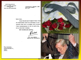 Den Haag
  zaterdag 12 oktober 2002


  De rij gaat traag,
 grijs is Den Haag-
kies eerbetoon kost tijd
  een volk dat treurt
    elk om de beurt
voor hem in eeuwigheid
 