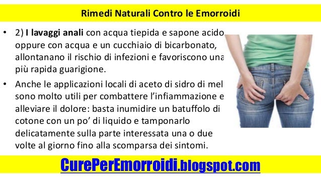 Medicina di emorroidi che si nutre da un petto