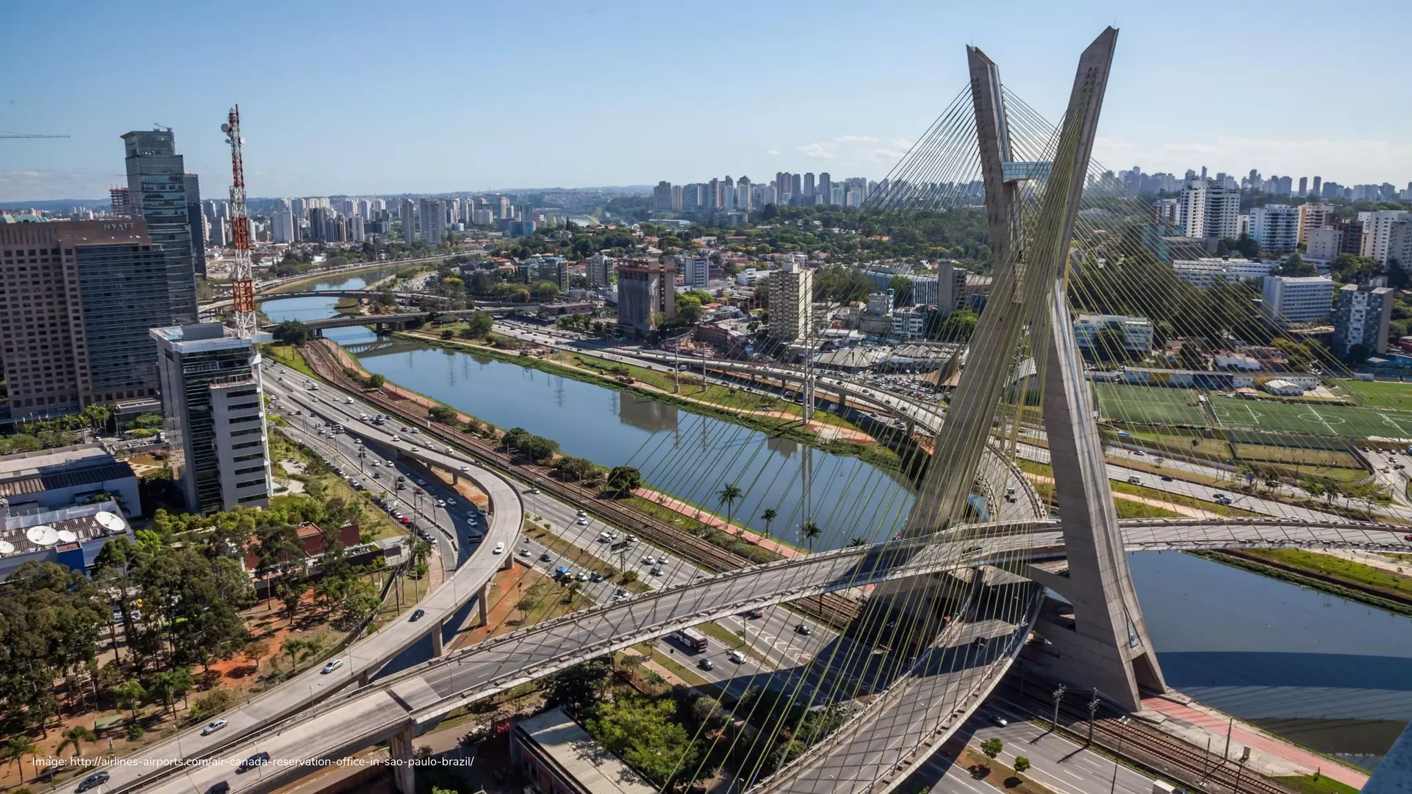 Image: http://airlines-airports.com/air-canada-reservation-office-in-sao-paulo-brazil/
 
