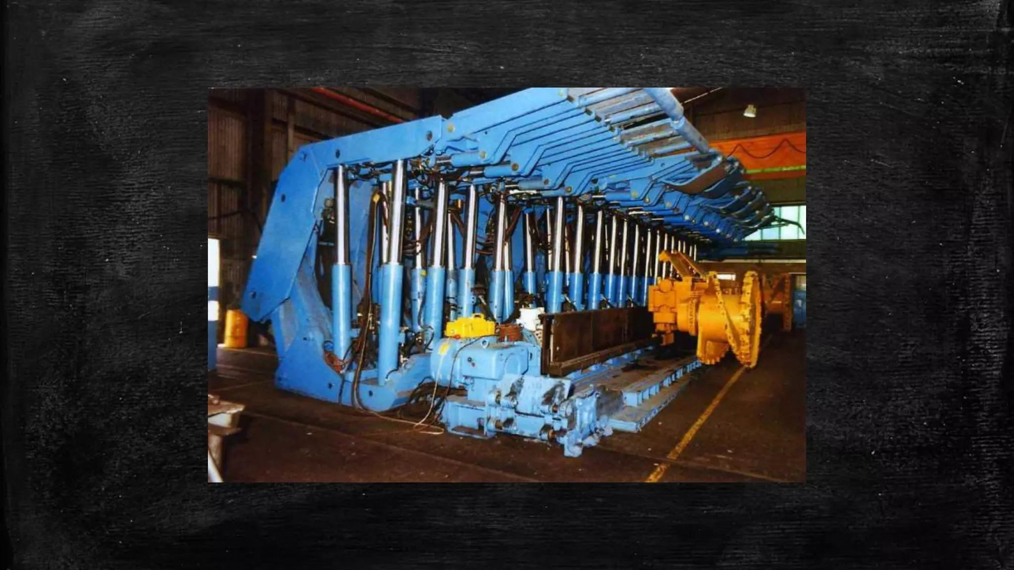 Roof supports in coal mines | PPTX