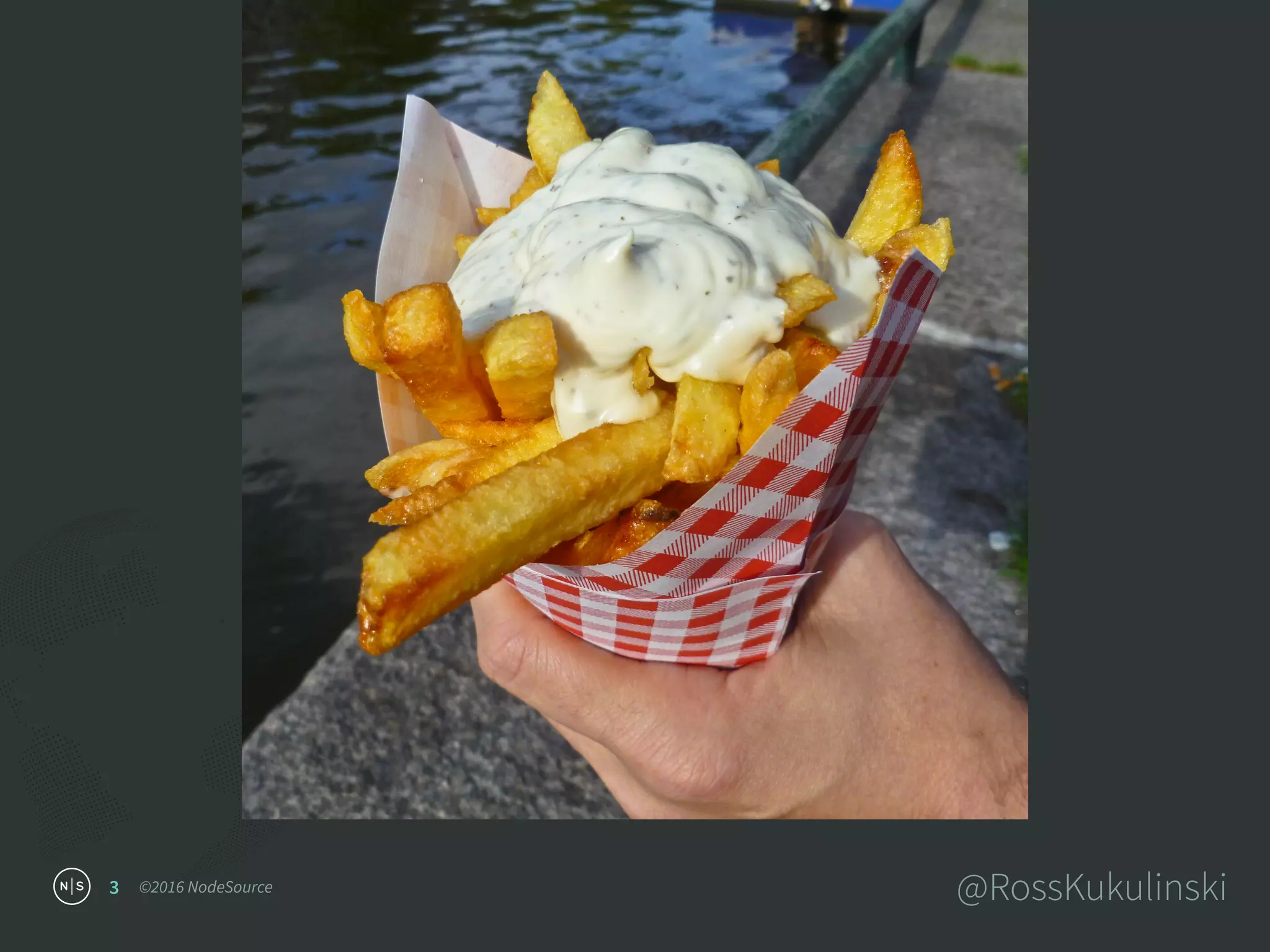 ©2016 NodeSource @RossKukulinski3
 