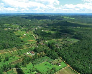 ( 33 )
Vista aérea de parte da Cratera de Colônia
LeoMalagoli
 