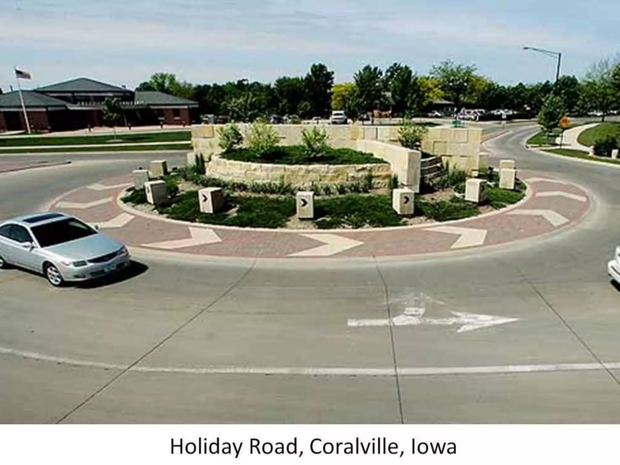 Roundabout centers as context sensitive icons 6 2014