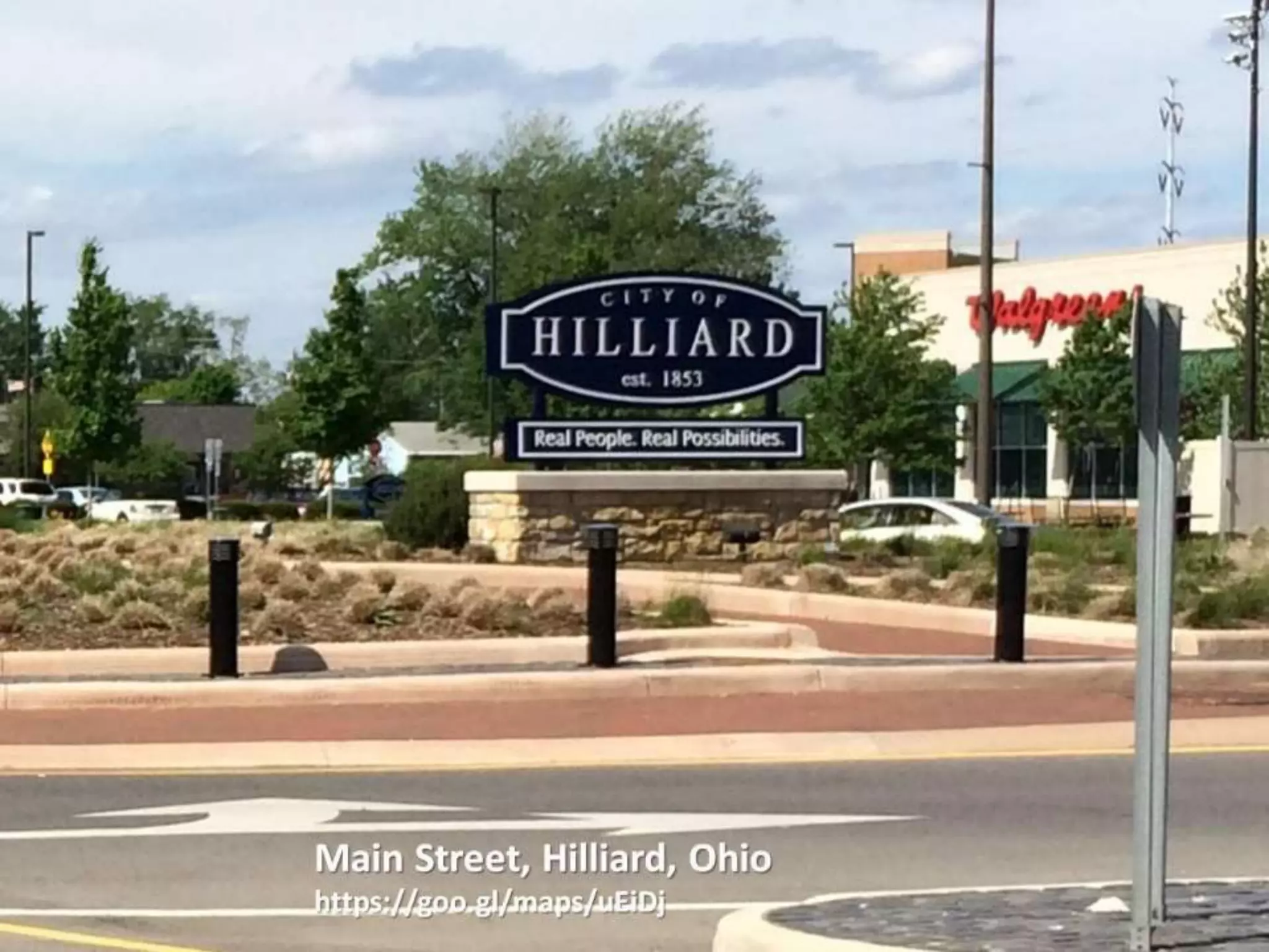 Roundabout centers as context sensitive icons 6 2014