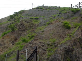 砂防と崩壊地への誘い