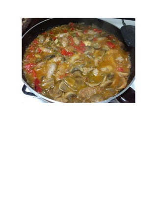 Salchichas en salsa con champiñones