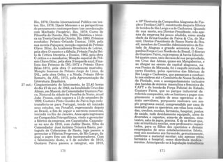 Rio, 1976; Direito Internacional Público em tex-
tos. Rio, 1978; Djacir Menezes e as perspectivas
do pensamento contemporâneo (em coordenação
com Machado Paupério), Rio, 1979; Curso de
Filosofia do Direito. Rio, 1980; Dialética e técni-
ca na Teoria Geral do Direito. Rio 1983. Prêmios
recebidos: Prêmio Orlando Dantas, 1958, pela
sua novela Pajuçara; menção especial do Prêmio
Olavo Bilac, da Academia Brasileira de Letras,
pela obra O soneto e a fábula; Prêmio Paula Bri-
to de Crítica literária, e Ensaio, 1962, pela obra
O crítico e o mandarim; Menção especial do Prê-
mio Olavo Bilac, pela obra Oleopardo azul; Fina-
lista dos Prêmios do INL-1972 e Prêmio Olavo
Bilac-1973, pela obra O astronauta marinho;
Menção honrosa do Prêmio Jorge de Lima, do
INL, pela obra Orfeu e a Ninfa; Prêmio Sílvio
Romero, da ABL, 1975, pela Apreesentação da
Literatura Brasileira.
27 out.- Cinqüentenário do falecimento, às 23,45 horas
do dia 27 de out. de 1943, na localidade Cruz das
Almas, emMaceió, do Comendador Gustavo Pai-
va. Naturai da cidade da Parru."ba do Norte, atual
João Pessoa, onde nascera a 15 de setembro de
1892, Gustavo Pinto Guedes de Paiva logo cedo
transferiu-se para Portugal, tendo ali iniciado
seus estudos, em Penafiel, regressando depois
ao Brasil, a fim de seguir a carreira comercial,
iniciada no Rio de Janeiro. Anos após ingressou
na Companhia Petropolitana, vindo a gerenciar
a fábrica da empresa, em Cascatinha. Casando-
se no ano de 1916, com Judite Basto, filha do
.. . Comendador José Antônio Teixeira Basto, por-
tuguês de Cabeceiras de Basto, logo passou a
gerenciar a Fábrica Progresso, de Rio Largo, da
qual o sogro fora um dos incorporadores. Com
o falecimento deste, a 5 de outubro de 1918,
Gustavo Paiva passou a integrar, em 1919,
170
a 16! Diretoria da Companhia Alagoana de Fia-
ção e Tecidos-CAFT, constituída daquela fábrica
de tecidos de Rio Largo e a de Cachoeira. Quando
de sua morte, era Diretor-Presidente, não ape-
nas da empresa há pouco aludida, como ainda
chefe da firma Guedes de Paiva & Cia de Ma-
ceió; Diretor-Presidente do Banco Nort~ do Bra-
sil; membro do Conselho Administrativo do Es-
tado de Alagoas e grande acionista da Com-
panhia Força e Luz Nordeste do Brasil. O féretro
de Gustavo Paiva, cuja esposajá havia falecido
há quatro anos, saiu da casa de sua propriedade,
em Cruz das Almas, quase em Mangabeiras, e
ao chegar no centro da capital alagoana, na
rua Pontes de Miranda, foi o esquife retirado do
carro fúnebre, pelos operários das fábricas de
Rio Largo e Cachoeira, que passaram a conduzí-
lo nos ombros até o Cemitério de Nossa Senhora
da Piedade, com o acompanhamento inclusive
das bandas de música masculina e feminina da
CAFT e da banda da Força Policial do Estado.
Gust~vo Paiva, que no parque industrial da
refenda companhia, não se limitara a pagar sim-
ple~mente. o salário de seus operários e de-
mru.s servidores, porquanto realizara um am-
plo pr~grama social, compreendido por casa de
moradia para os operários, em vilas bem cuida-
das, creches, escolas, farmácia, hospital, postos
d~ saú_de, tudo devidamente equipado, além de
d1versoes e esportes, através de cassino cine-
te_atro,.sal~ d~ jogos, piscina. É de se frisa'r que,
nao só mstitwu escolas, com professores capaci-
tados, para os filhos dos operários e demais
empregados de seus estabelecimentos fabris
m~s aos escolares .era fornecido, gratuitamen~,
urufor~e e mate.na} escolar; não apenas criou
farmácia e hospital, como distribuía medica-
mentos. Antecipando-se à legislação trabalhista
171
 