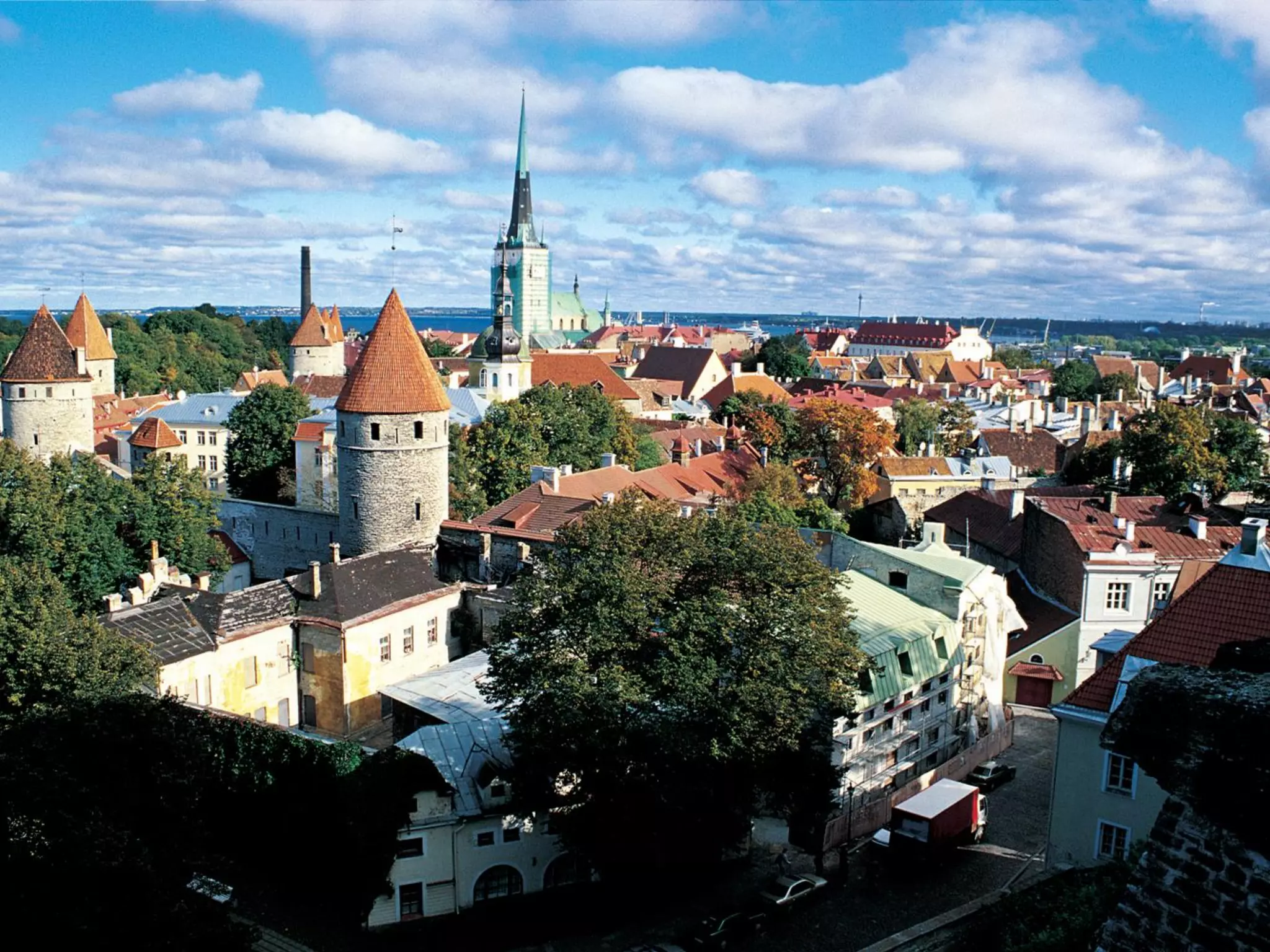 |THE SCALE-UP REPORT ON UK ECONOMIC GROWTH Sherry Coutu CBE
 